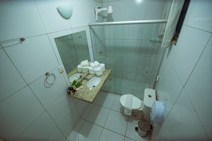 Room 50 of 95