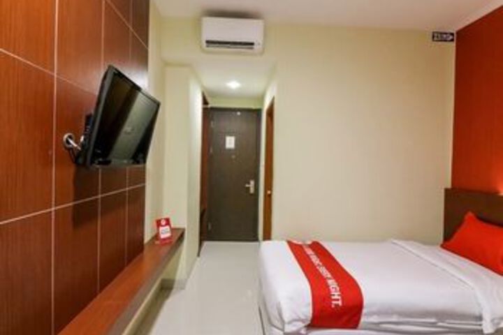 Room 58 of 80