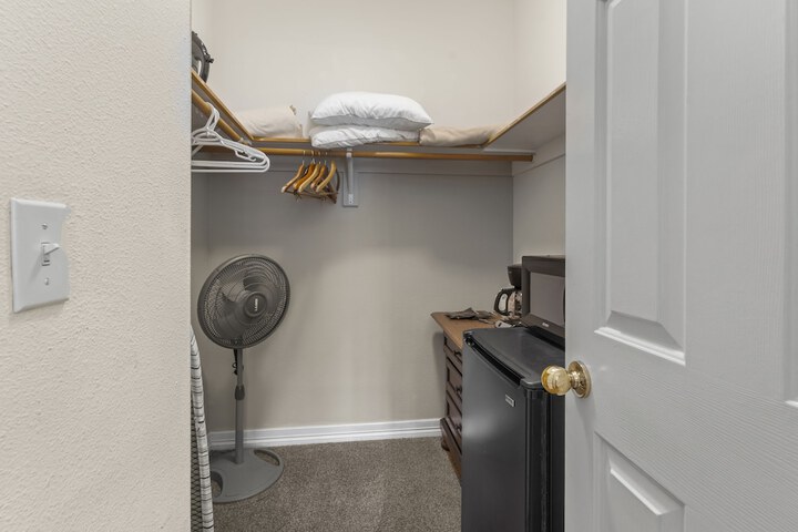 Room 43 of 113