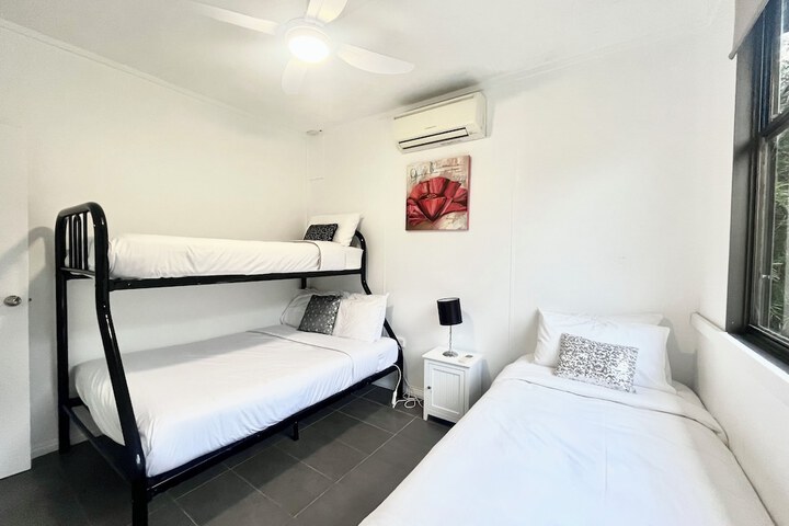Room 26 of 123