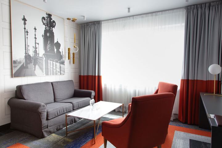 Room 30 of 111
