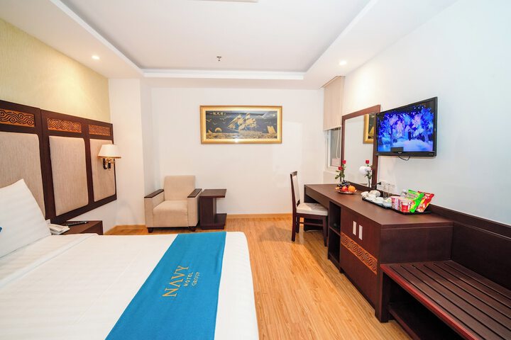 Room 14 of 164