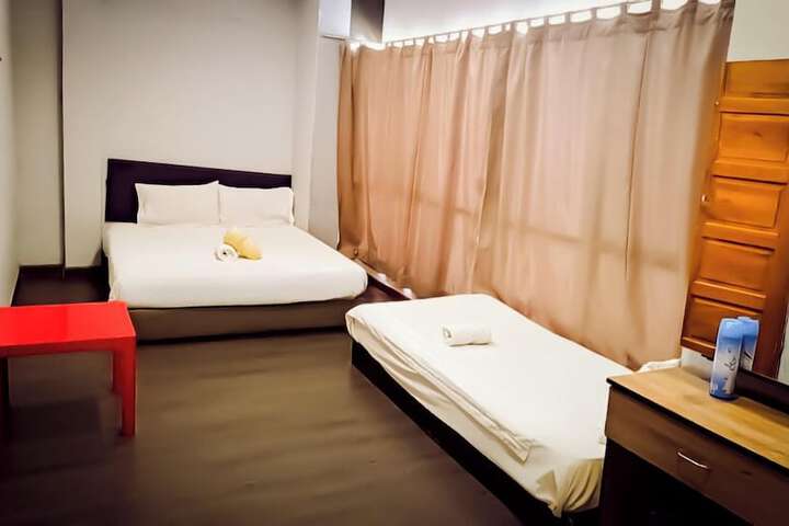 Room 34 of 50