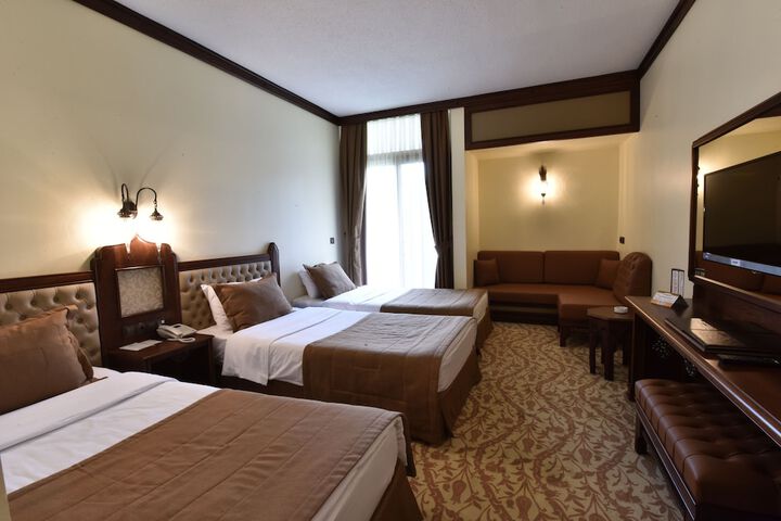 Room 16 of 68