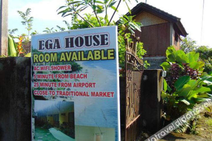 Ega House