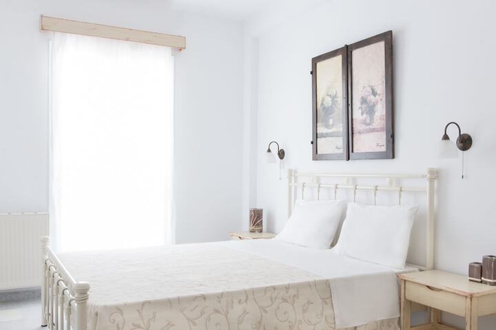 Room 28 of 120