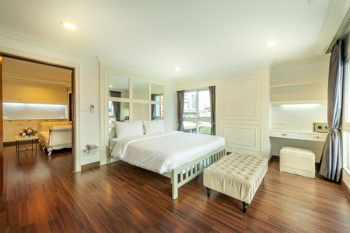 Room 26 of 73