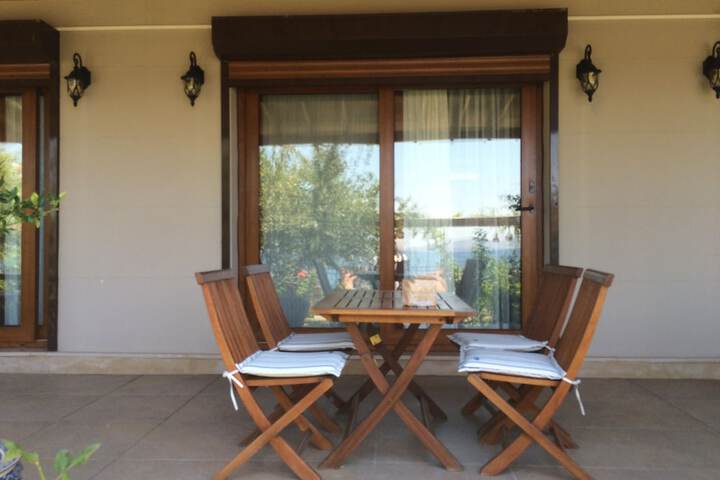 Terrace/Patio 7 of 14