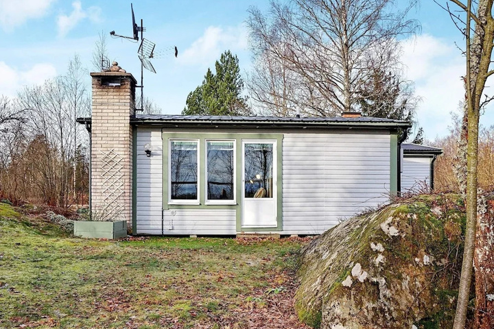 6 Person Holiday Home in Malmköping