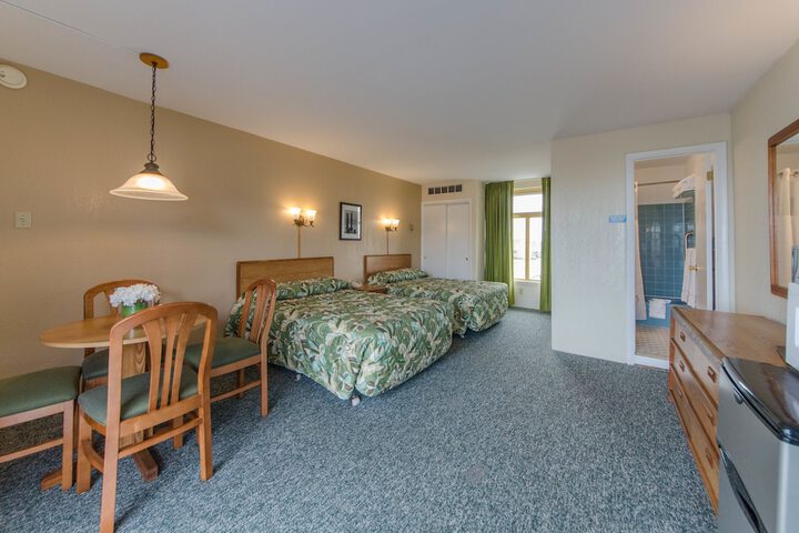 Room 165 of 216