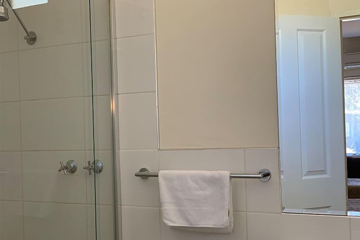 Room 37 of 41
