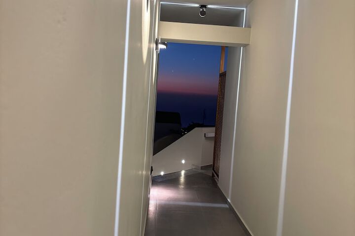 Hotel 95 of 99