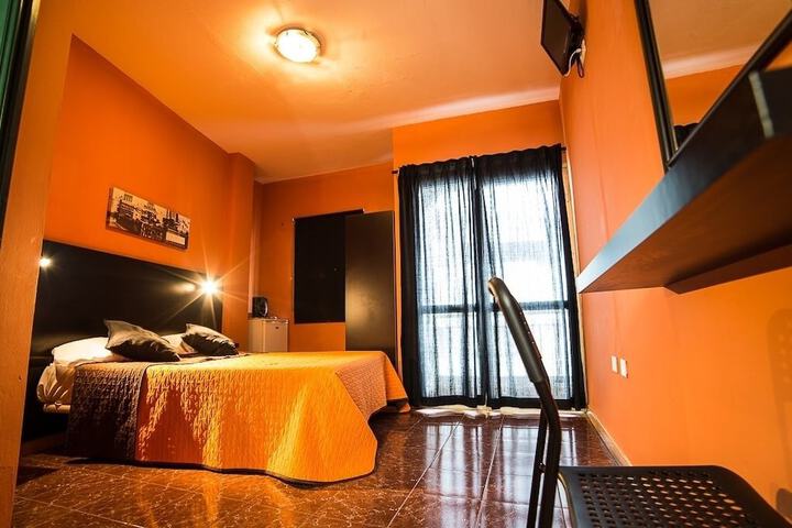 Room 8 of 21