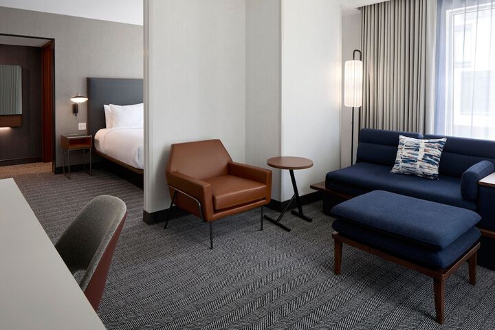 Room 5 of 51