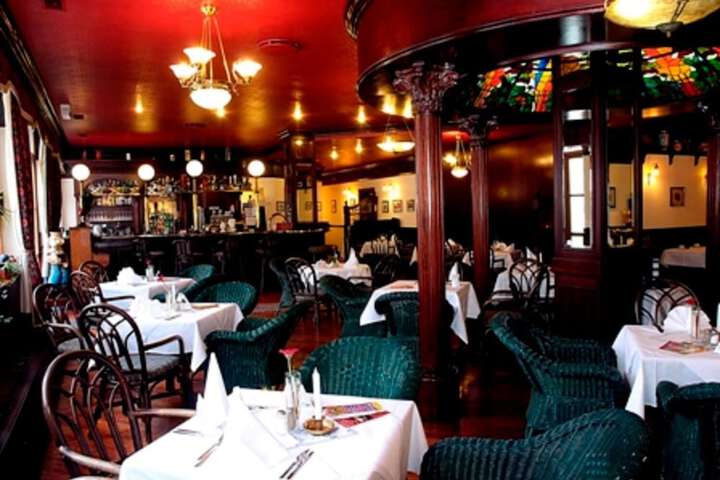 Dining Photos