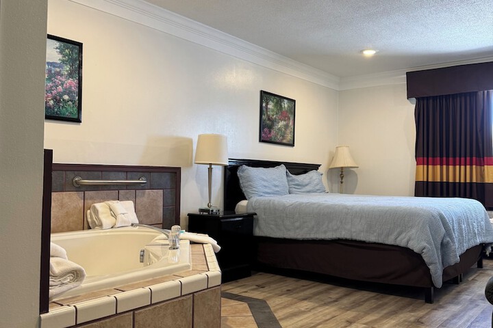 Room 14 of 43