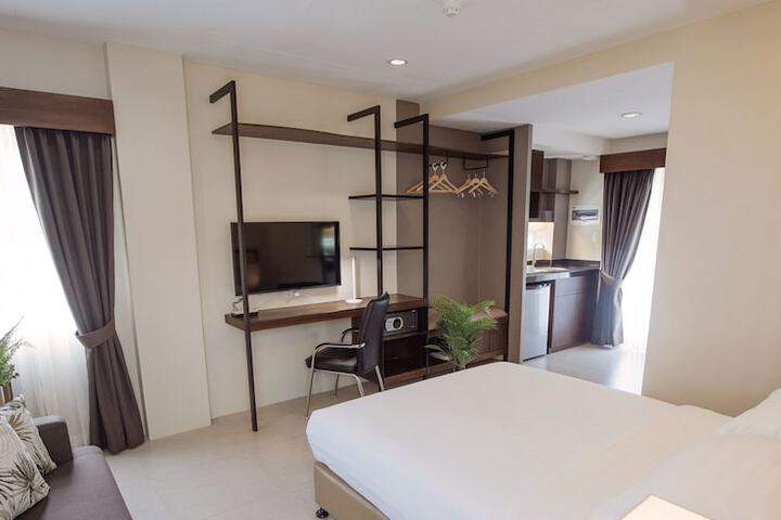 Room 5 of 30