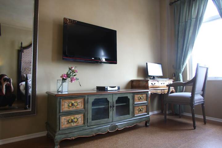 Room 4 of 29