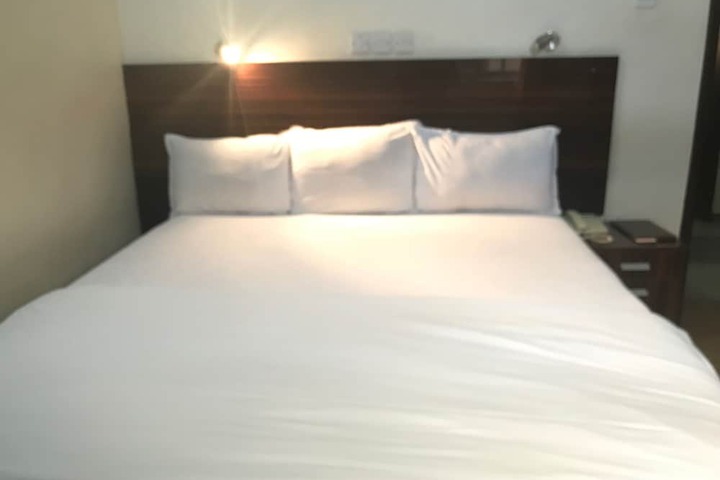 Room 5 of 26