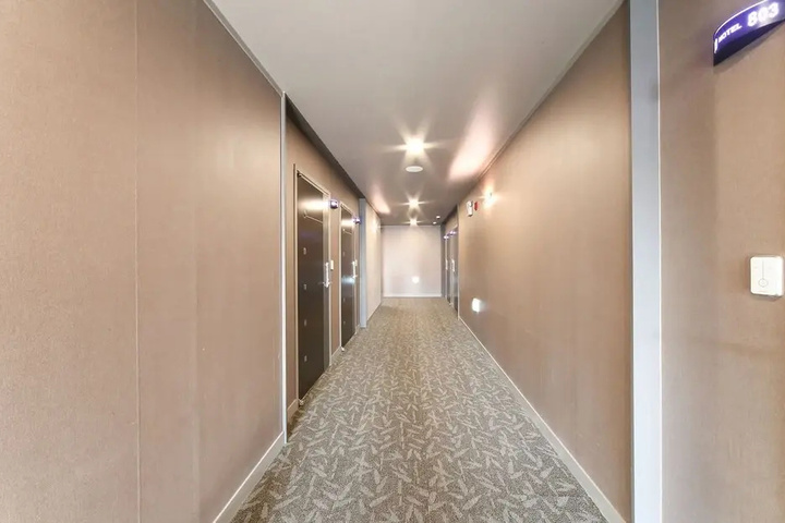 Room 15 of 23