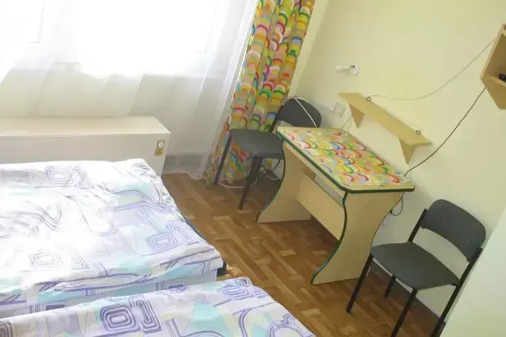 Room 3 of 21