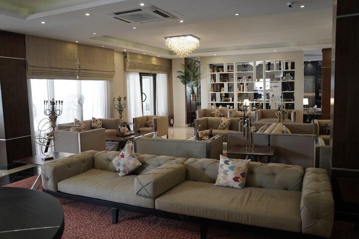 Hotel Interior 15 of 127