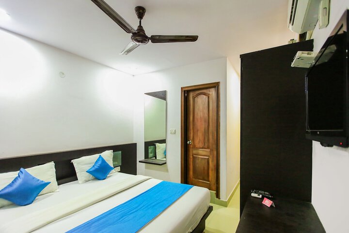 Room 3 of 21