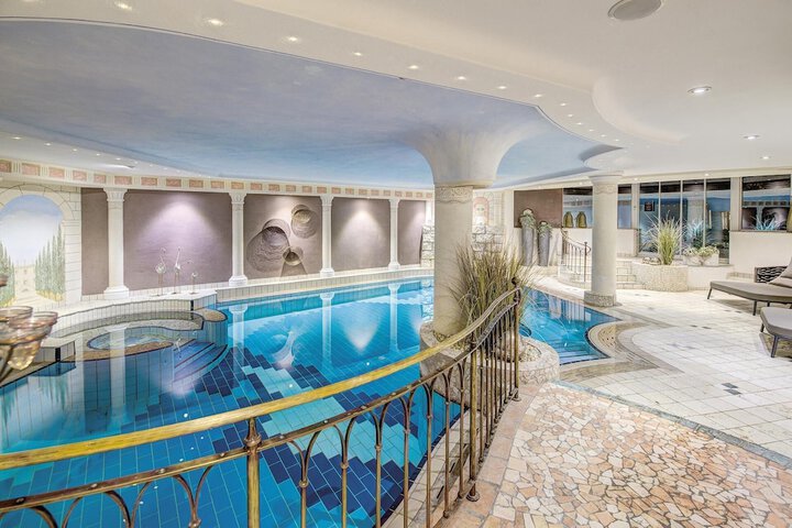 Pool 31 of 58