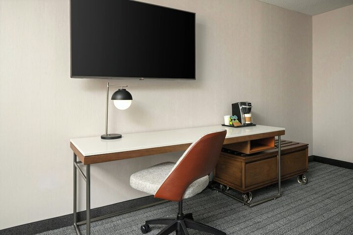 Room 14 of 50