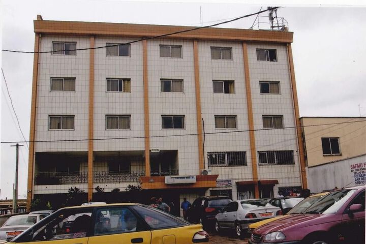 Safari Hotel