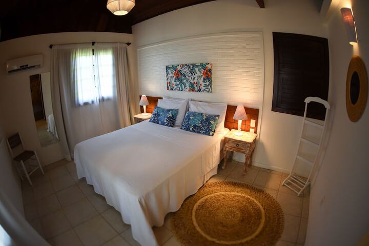 Room 8 of 85
