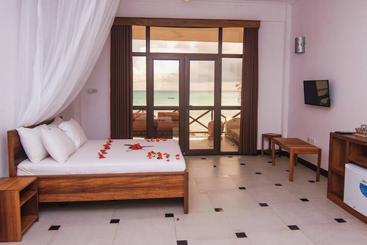 Room 33 of 113