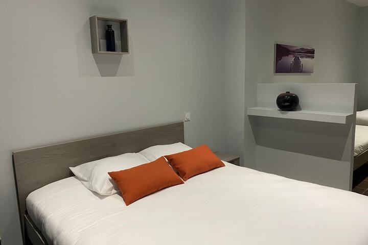 Room 14 of 62