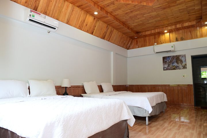 Room 25 of 62