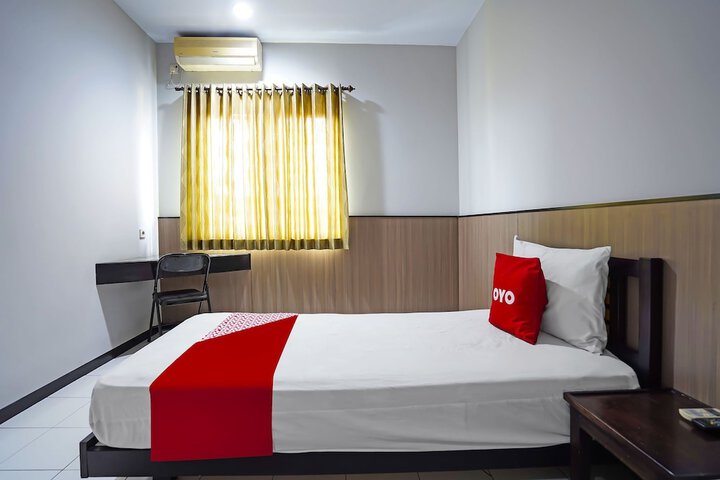 Room 16 of 25