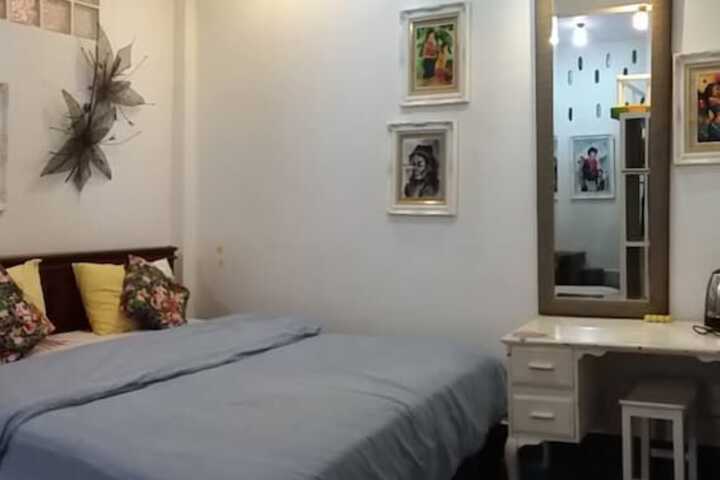 Room 44 of 150