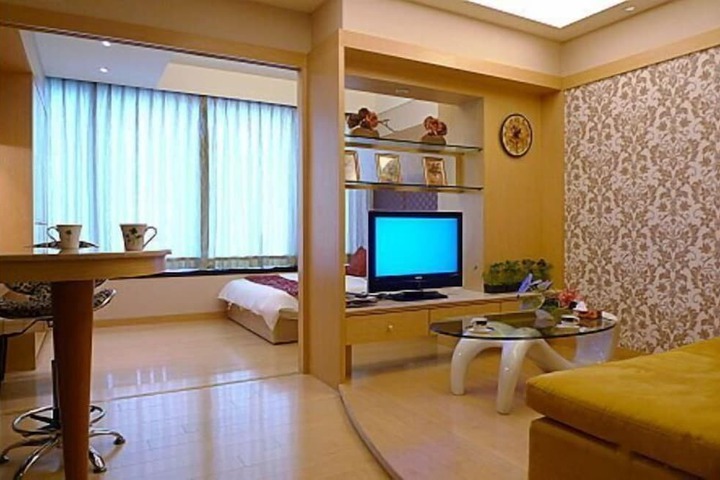 Room 63 of 98