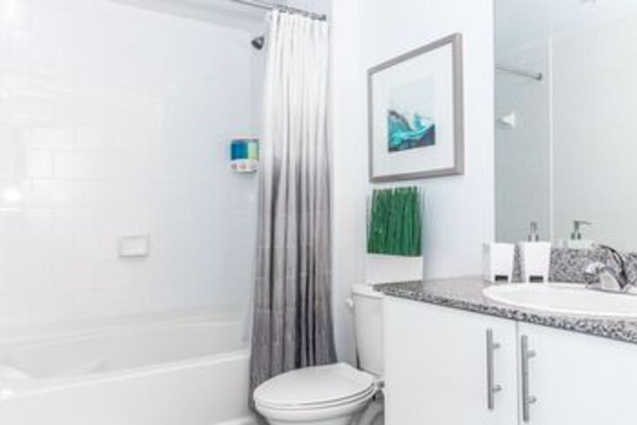 Room 5 of 28