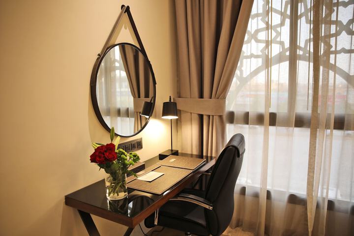 Room 27 of 78