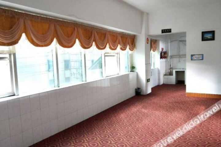 Hotel Interior 9 of 22