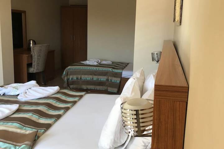 Room 7 of 26