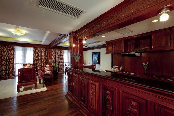 Room 28 of 48