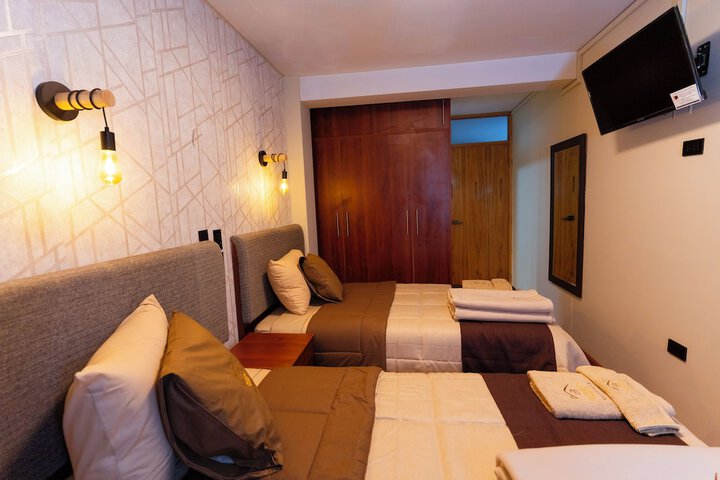 Room 16 of 37