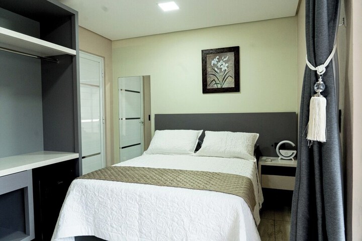 Room 6 of 48