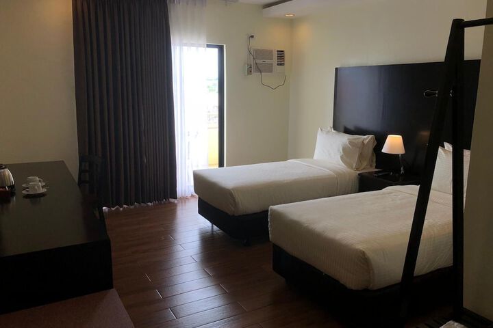 Room 21 of 42