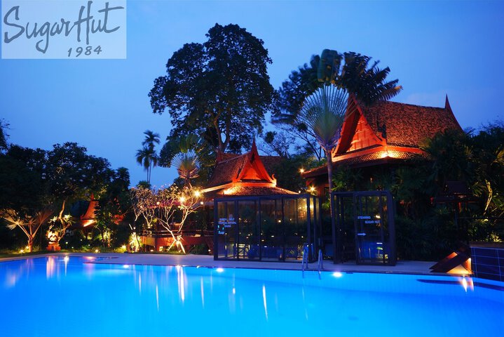 Pools & Facilities