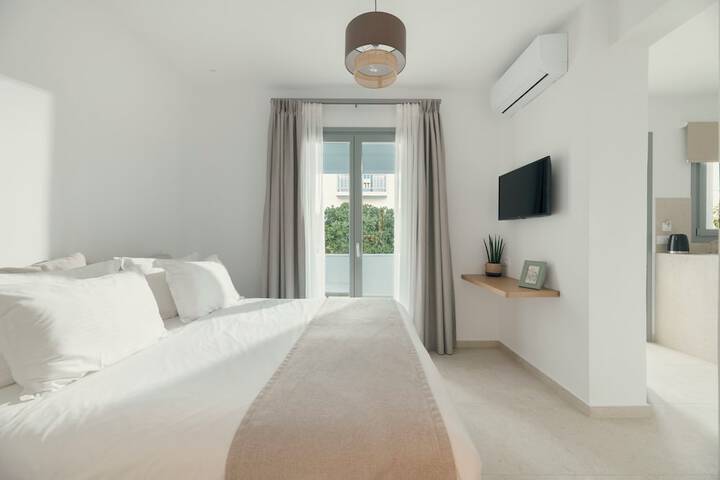 Room 10 of 37