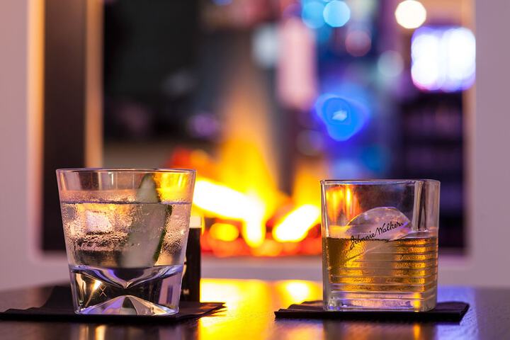 Lounge 21 of 30