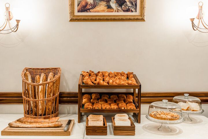 Dining Photos