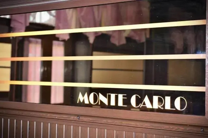 PENSIUNEA MONTE CARLO